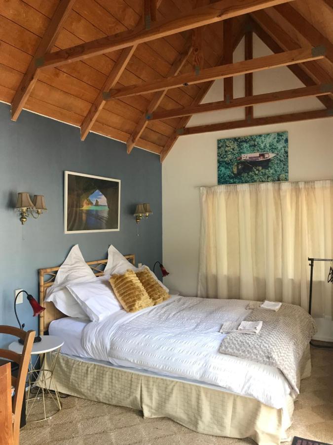 Waterfront Bed And Breakfast พิคตัน ภายนอก รูปภาพ