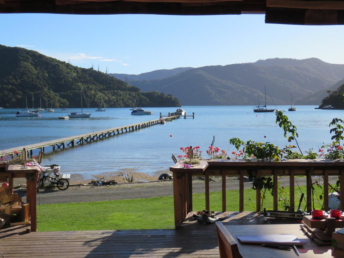 Waterfront Bed And Breakfast พิคตัน ภายนอก รูปภาพ
